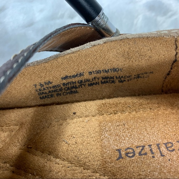 Naturalizer “Nelson” Mary Jane Suede Flats - Picture 6 of 8